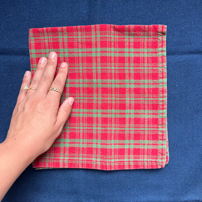 red & green plaid napkins